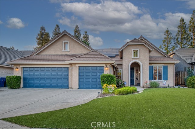 2737 Sussex Avenue, Clovis CA: https://media.crmls.org/medias/f17245db-1ae1-4a6f-9f83-93875c7f4c8e.jpg