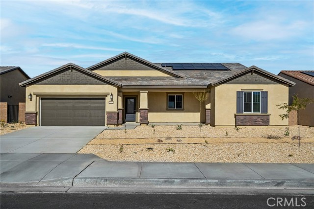Detail Gallery Image 1 of 23 For 12363 Gold Dust Way, Victorville,  CA 92392 - 5 Beds | 3 Baths