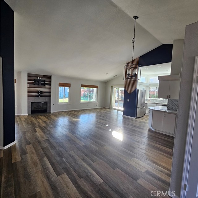 28591 Corvus Way, Menifee CA: https://media.crmls.org/medias/f173262c-c2ec-43c8-bc1e-a53dd0f50374.jpg