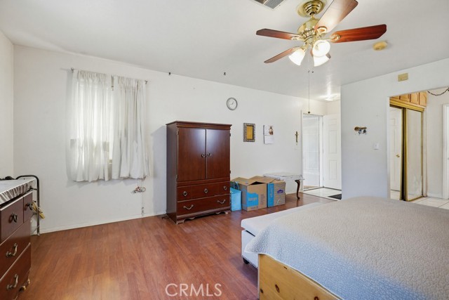 Detail Gallery Image 22 of 35 For 1934 S Robert Ln, Anaheim,  CA 92802 - 5 Beds | 4 Baths