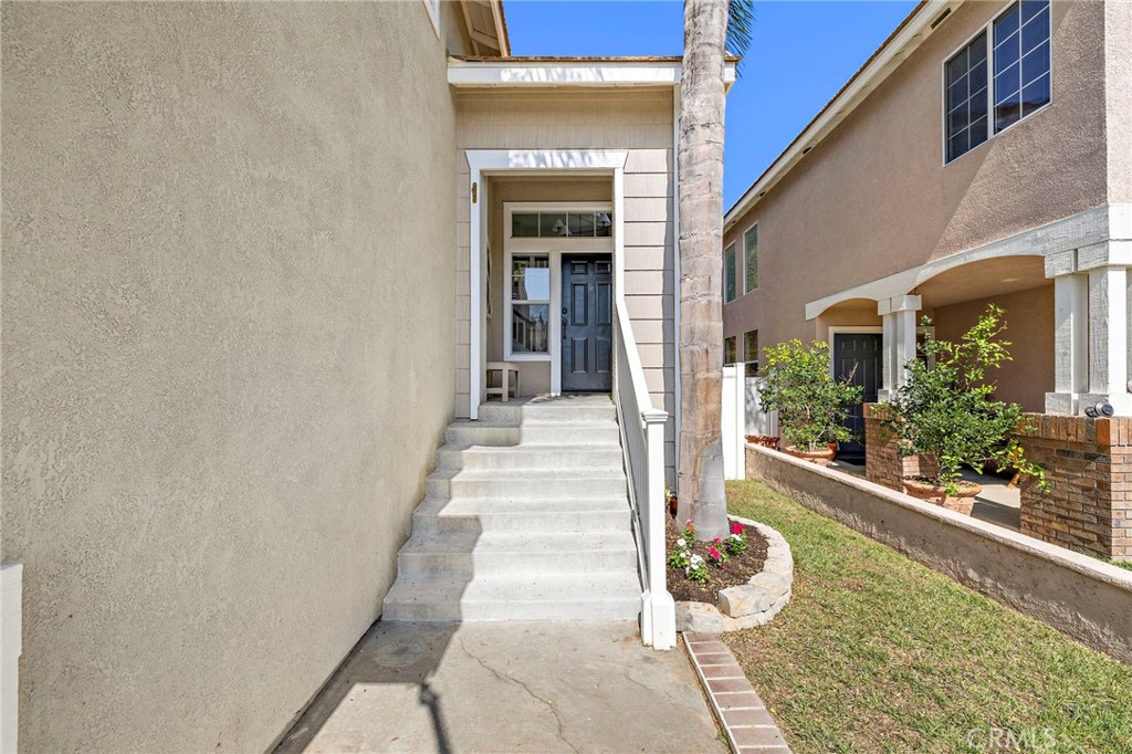 MLS #OC25229351 image #43