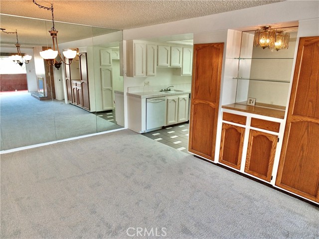 Detail Gallery Image 38 of 74 For 2805 E 3rd Street #10 #10,  Long Beach,  CA 90814 - 2 Beds | 2 Baths