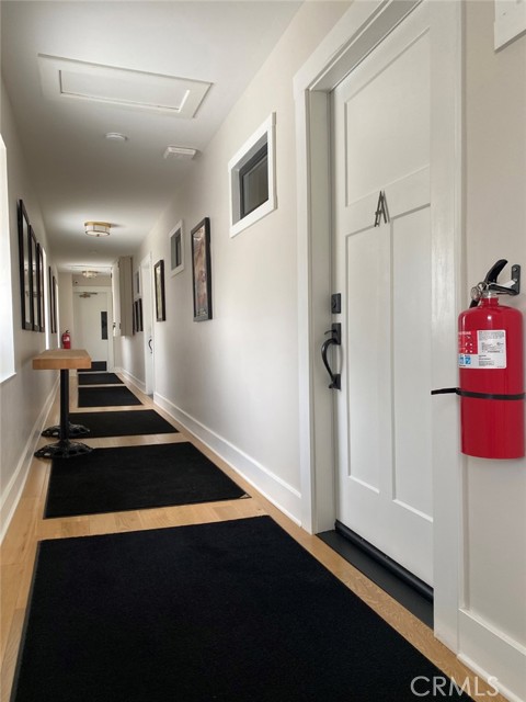 Detail Gallery Image 3 of 12 For 128 Yale Ave, Claremont,  CA 91711 - 2 Beds | 1 Baths