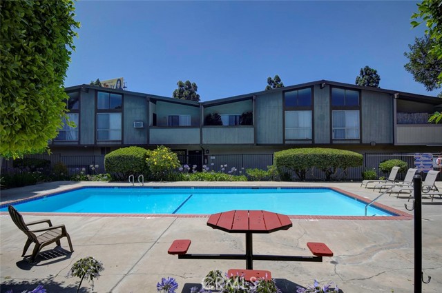 23318 Sesame Street, Torrance CA: https://media.crmls.org/medias/f1761461-b2ca-41e6-9c5a-fb92422a4405.jpg