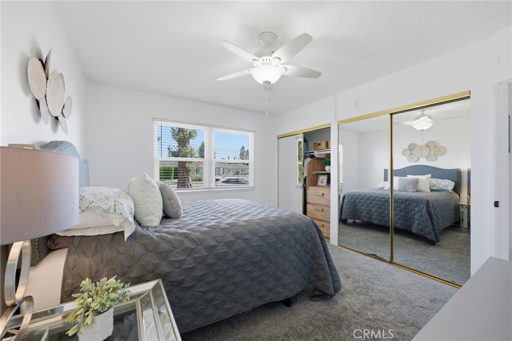 https://media.crmls.org/medias/f1771ce8-fec6-4f57-b038-4264144566ea.jpg?preset=X-Large