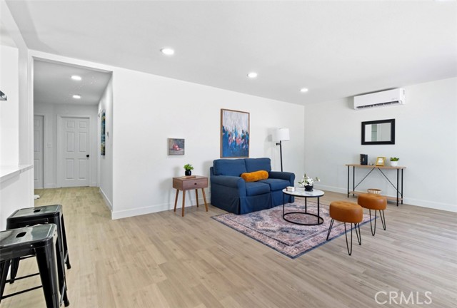 Detail Gallery Image 8 of 46 For 139 N Tahquitz, Hemet,  CA 92543 - 3 Beds | 2/1 Baths