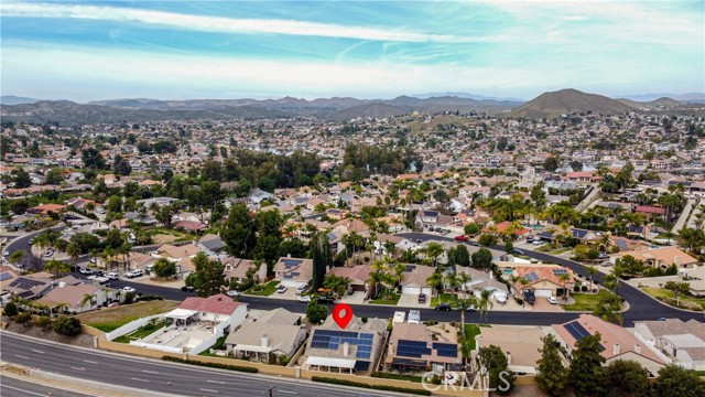 Detail Gallery Image 30 of 40 For 30938 Emperor, Canyon Lake,  CA 92587 - 4 Beds | 3 Baths