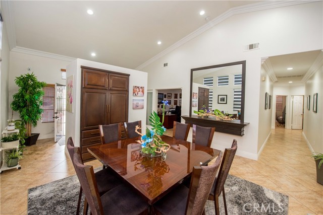 1151 Paseo Tasco Circle, Corona CA: https://media.crmls.org/medias/f17819e4-892e-4af4-8e66-598c758a203a.jpg