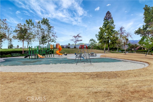 27781 Higuera, Mission Viejo CA: https://media.crmls.org/medias/f178b3ea-fcf1-4177-9231-30574f66b990.jpg