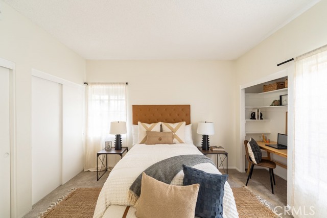 16211 Downey, 92 photo 22