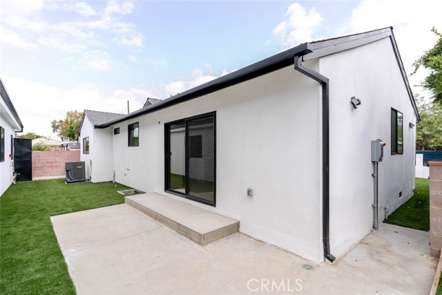 Detail Gallery Image 16 of 36 For 6219 Sylvia Ave, Tarzana,  CA 91335 - 3 Beds | 2 Baths