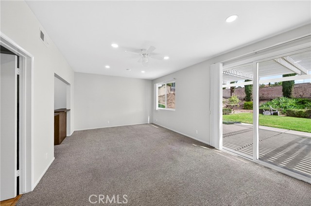 Detail Gallery Image 9 of 38 For 1836 Fairford Dr, Fullerton,  CA 92833 - 4 Beds | 2/1 Baths