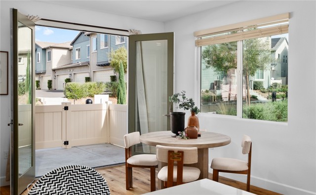 Detail Gallery Image 17 of 37 For 39438 Corvina, Temecula,  CA 92591 - 4 Beds | 2/1 Baths