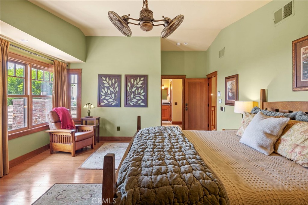 F17e9b4d 74cd 4406 A996 844f83bd3896