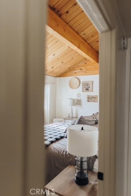 1029 W Aeroplane Boulevard, Big Bear City CA: https://media.crmls.org/medias/f17f1e97-50e5-40f1-a7ab-c1728a06827f.jpg