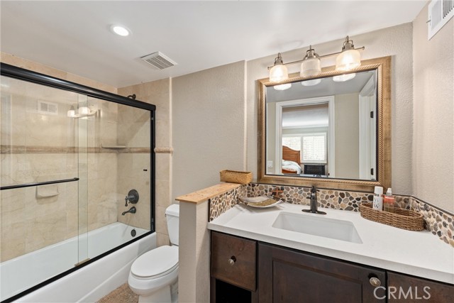 Detail Gallery Image 25 of 36 For 280 Cliff Dr #1,  Laguna Beach,  CA 92651 - 2 Beds | 2 Baths