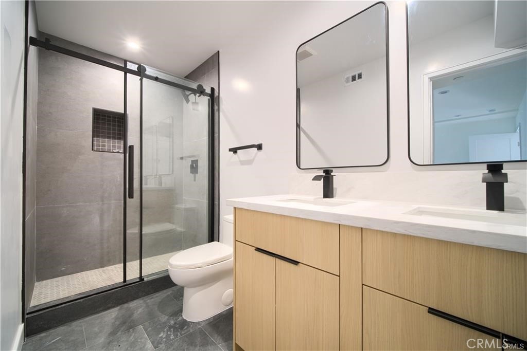 MLS #OC26164658 image #24