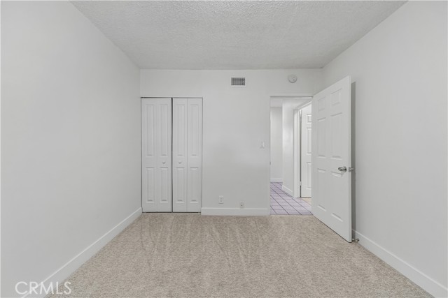 415 N Rennell Avenue, San Dimas CA: https://media.crmls.org/medias/f17f5dc4-d939-41b3-974e-58fae226a71d.jpg