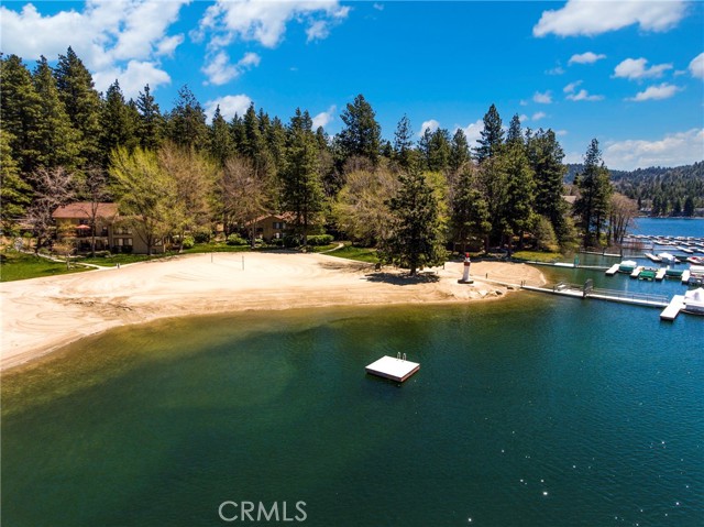 Detail Gallery Image 39 of 43 For 27821 Peninsula Dr. #330, Lake Arrowhead,  CA 92352 - 4 Beds | 2 Baths