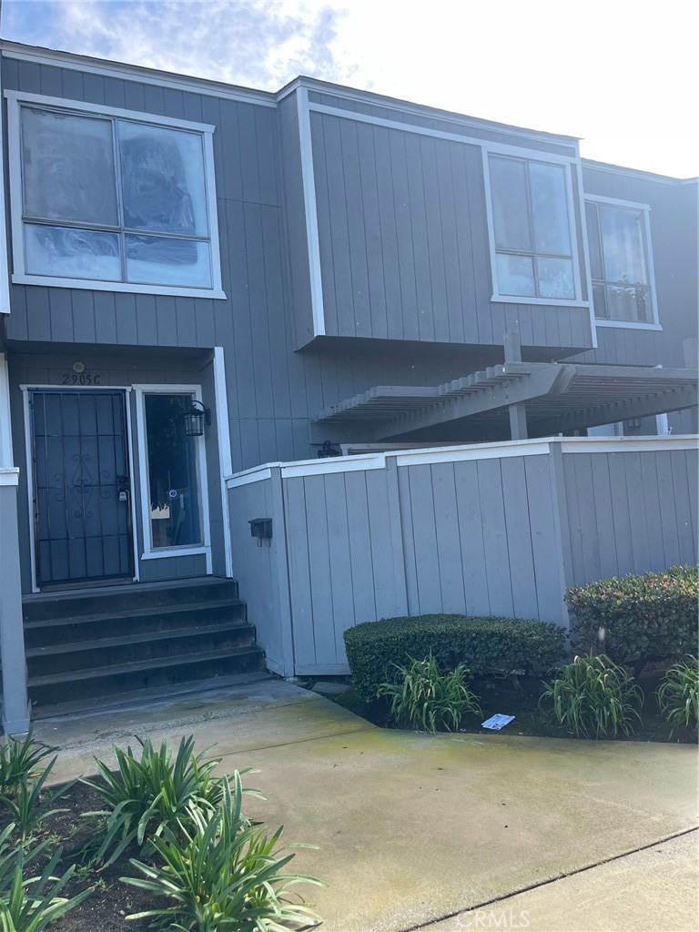 2905 S Fairview Street C, Santa Ana, CA 92704