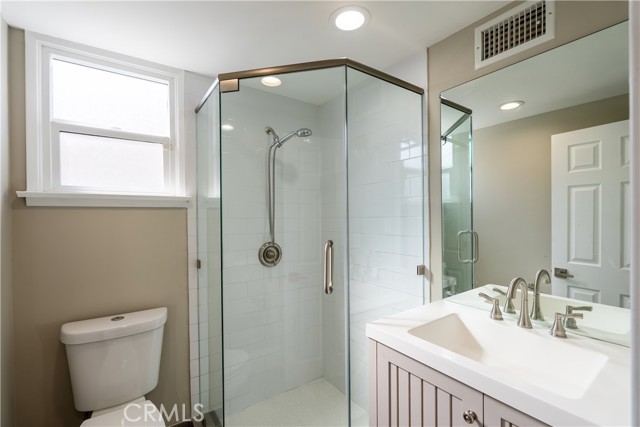 Detail Gallery Image 25 of 40 For 17200 Willard, Lake Balboa,  CA 91406 - 3 Beds | 2/1 Baths