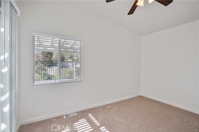 Detail Gallery Image 21 of 38 For 27903 Vista View Dr, Canyon Country,  CA 91351 - 3 Beds | 2 Baths