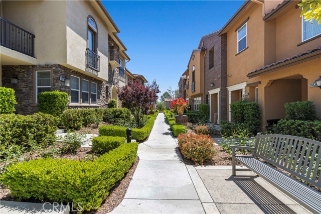 28476 Herrera Street, Valencia CA: https://media.crmls.org/medias/f183f211-a5a2-4647-a685-a046f3da218e.jpg