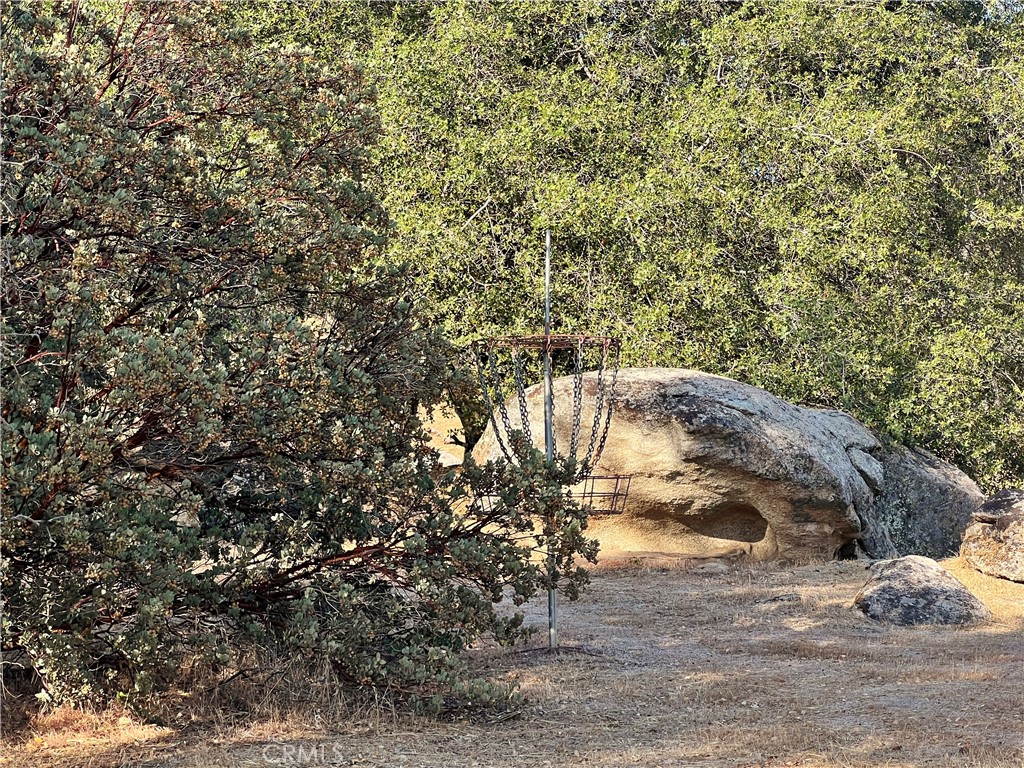 https://media.crmls.org/medias/f1840d28-e6c3-4a0a-8470-49ddfdb58281.jpg?preset=X-Large