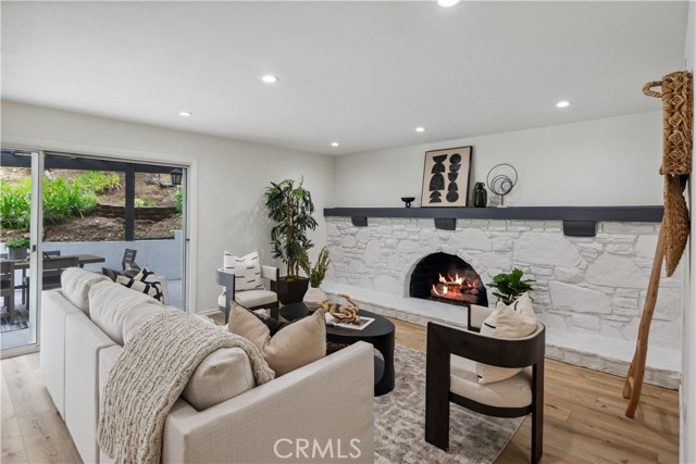 30047 Knoll View Drive, Rancho Palos Verdes CA: https://media.crmls.org/medias/f1841006-9e16-43d8-83c5-ed6cbb557166.jpg