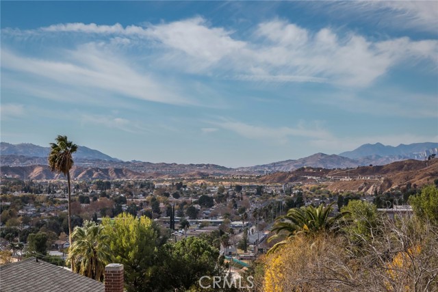 Detail Gallery Image 34 of 42 For 18711 Nadal St, Canyon Country,  CA 91351 - 3 Beds | 2 Baths