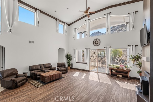 Detail Gallery Image 9 of 58 For 8022 Wesley, Joshua Tree,  CA 92252 - 5 Beds | 4/1 Baths