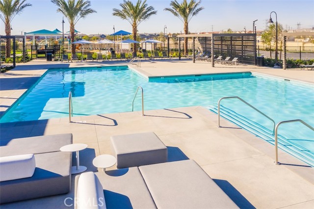 Detail Gallery Image 16 of 65 For 4110 S S. Sunflower Paseo #202, Ontario,  CA 91761 - 3 Beds | 2/1 Baths