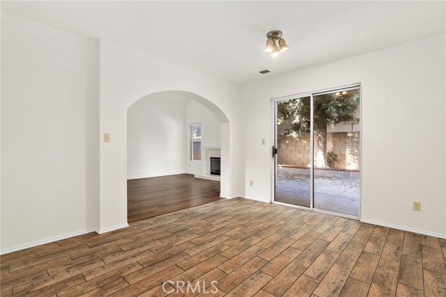 Detail Gallery Image 14 of 43 For 3697 Summer Ln, Baldwin Park,  CA 91706 - 3 Beds | 2/1 Baths