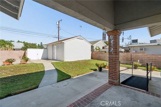 9250 Arleta photo 51