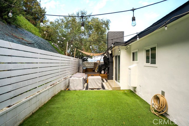 Detail Gallery Image 41 of 48 For 4028 Don Diablo, Los Angeles,  CA 90008 - 3 Beds | 2 Baths