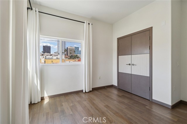 903 S New Hampshire Avenue, Los Angeles CA: https://media.crmls.org/medias/f18a4f02-28d2-486a-849b-a6664bff7dcb.jpg