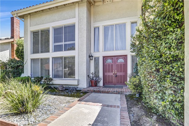 22718 Town Crier Road, Calabasas CA: https://media.crmls.org/medias/f18a9e02-0548-48b2-9868-c7feee4bc796.jpg