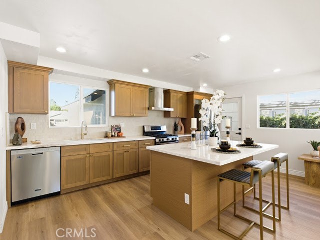 Detail Gallery Image 9 of 17 For 22730 Haynes, West Hills,  CA 91307 - 4 Beds | 2 Baths