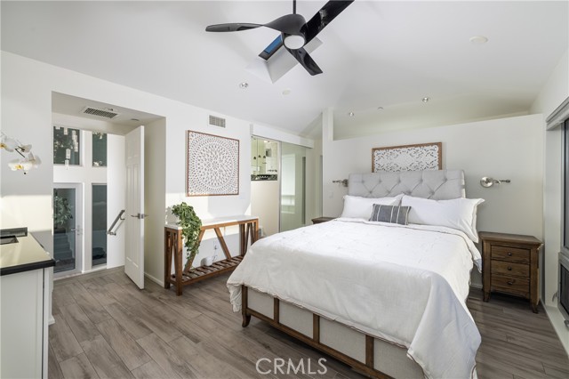 Detail Gallery Image 9 of 51 For 31911 Crestwood Place, Laguna Beach,  CA 92651 - 2 Beds | 2 Baths