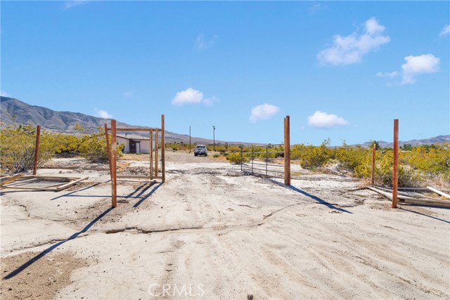 Detail Gallery Image 18 of 32 For 30229 Bourbon Rd, Lucerne Valley,  CA 92356 - 1 Beds | 1 Baths