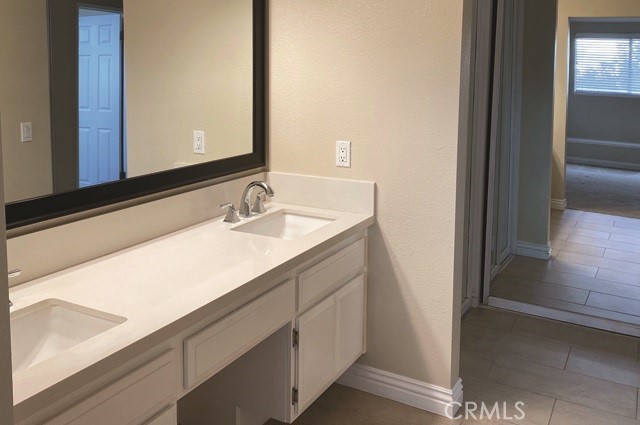 Detail Gallery Image 7 of 9 For 2306 Applewood Cir, Fullerton,  CA 92833 - 3 Beds | 2/1 Baths