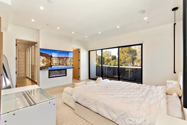 Detail Gallery Image 22 of 44 For 5347 Natick Ave, Sherman Oaks,  CA 91411 - 5 Beds | 5/1 Baths