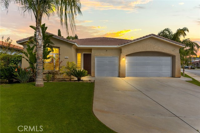 Detail Gallery Image 1 of 45 For 9302 via Catania, Bakersfield,  CA 93312 - 3 Beds | 3 Baths