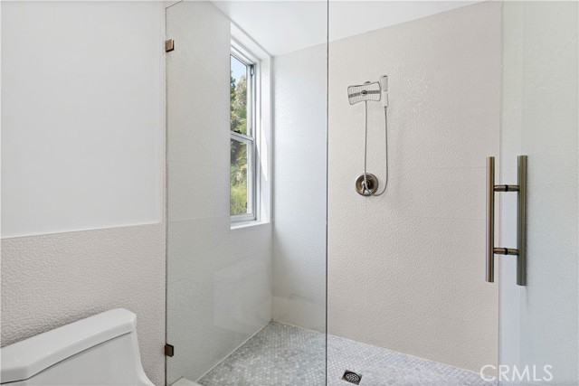 Detail Gallery Image 26 of 37 For 2746 Rinconia Dr, Los Angeles,  CA 90068 - 4 Beds | 3/1 Baths