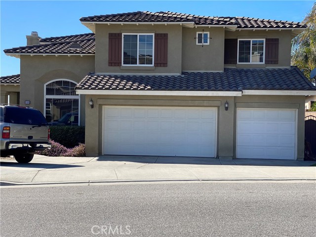 5505 Sunset Ridge Drive, Jurupa Valley CA: https://media.crmls.org/medias/f1907669-2945-4009-873e-e471b1dc23d8.jpg