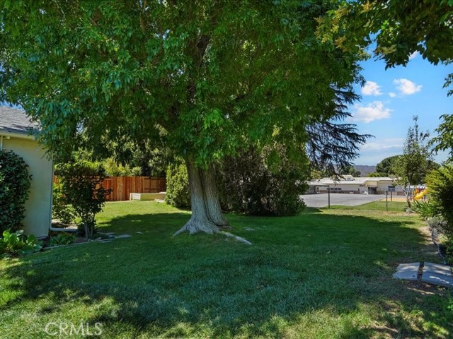 24721 Airville Avenue, Newhall CA: https://media.crmls.org/medias/f1914638-e399-4363-b242-f6525c20ef64.jpg