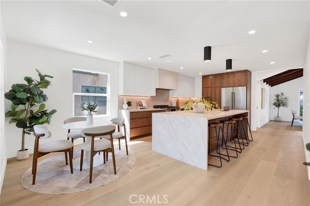 Detail Gallery Image 7 of 40 For 8121 Chase, Los Angeles,  CA 90045 - 4 Beds | 3 Baths