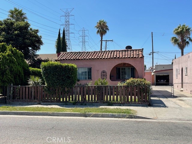 Detail Gallery Image 1 of 4 For 1410 92nd St, Los Angeles,  CA 90002 - 2 Beds | 2 Baths