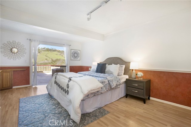 Detail Gallery Image 13 of 30 For 1096 Madison Place, Laguna Beach,  CA 92651 - 3 Beds | 3 Baths