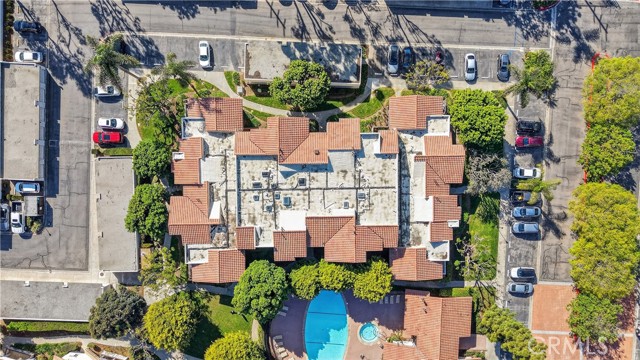 Detail Gallery Image 25 of 46 For 21372 Brookhurst #626,  Huntington Beach,  CA 92646 - 2 Beds | 2 Baths